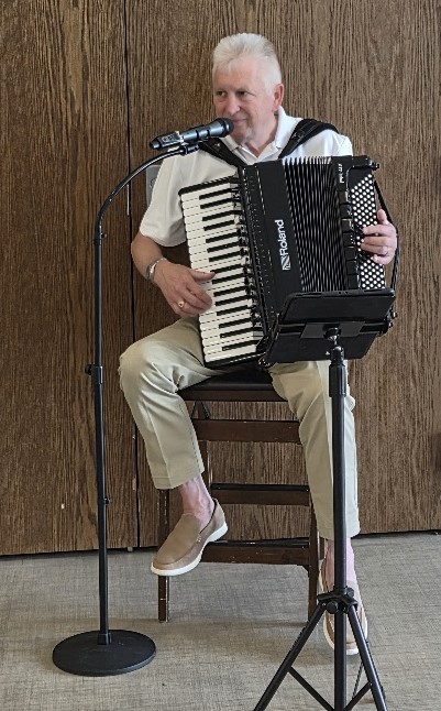 Entertainer.